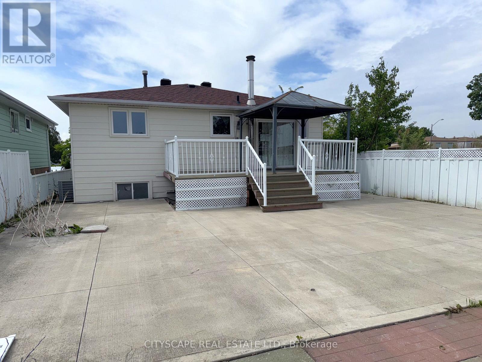 3720 BRANDON GATE DRIVE - 48