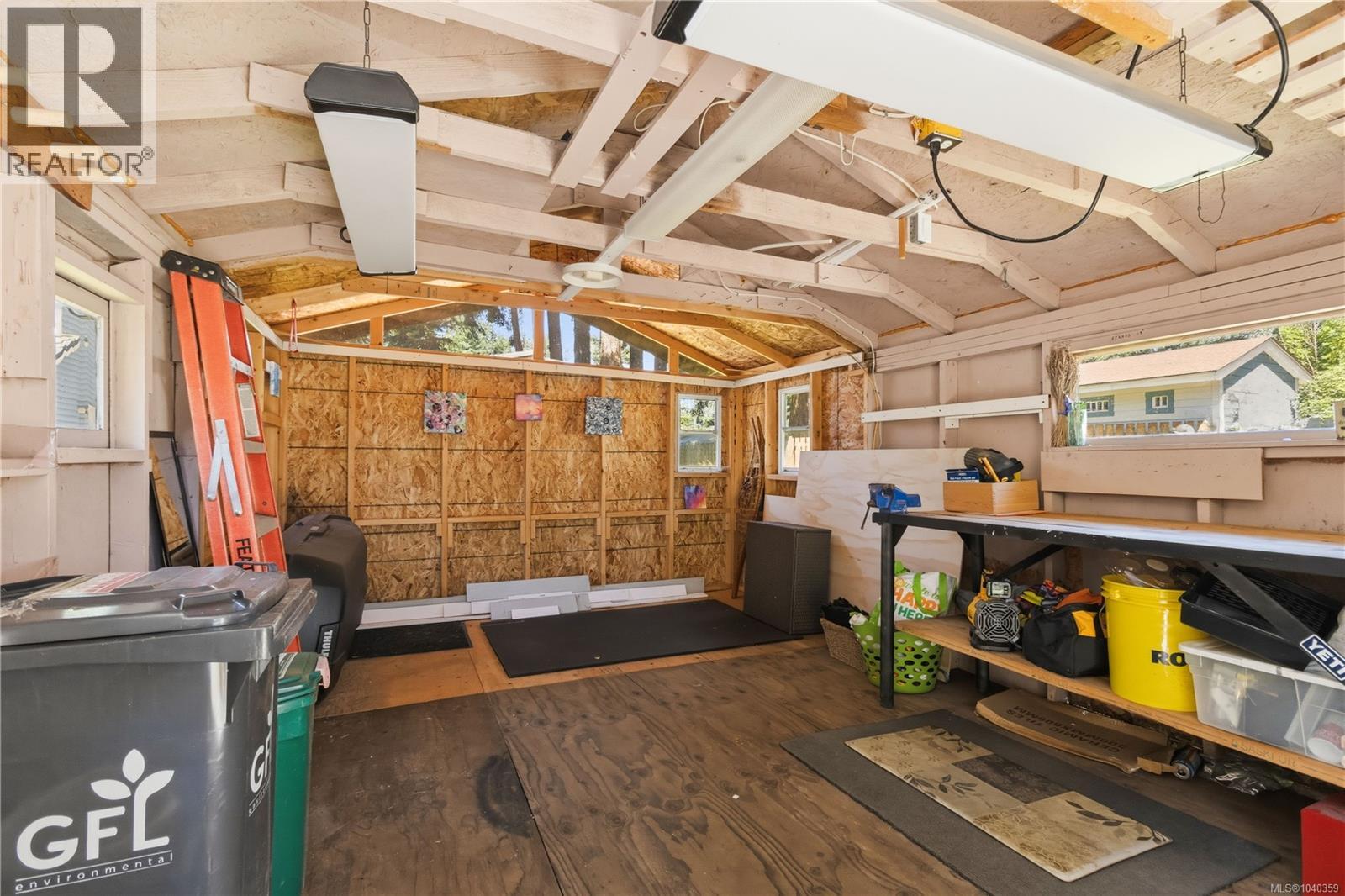  2872 Glen Lake Road, Langford