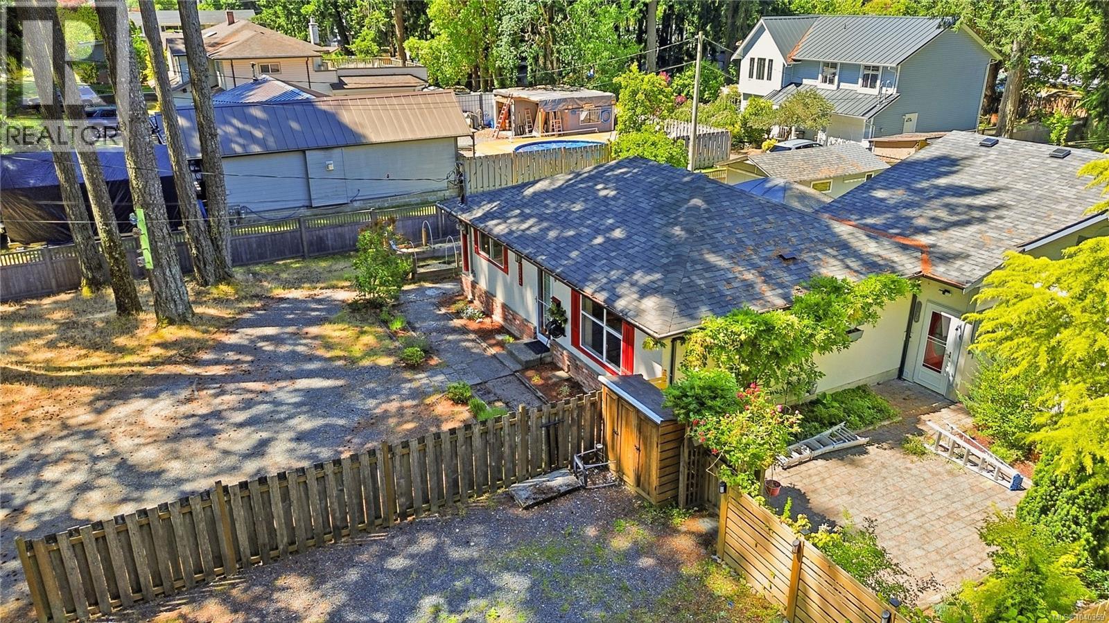  2872 Glen Lake Road, Langford
