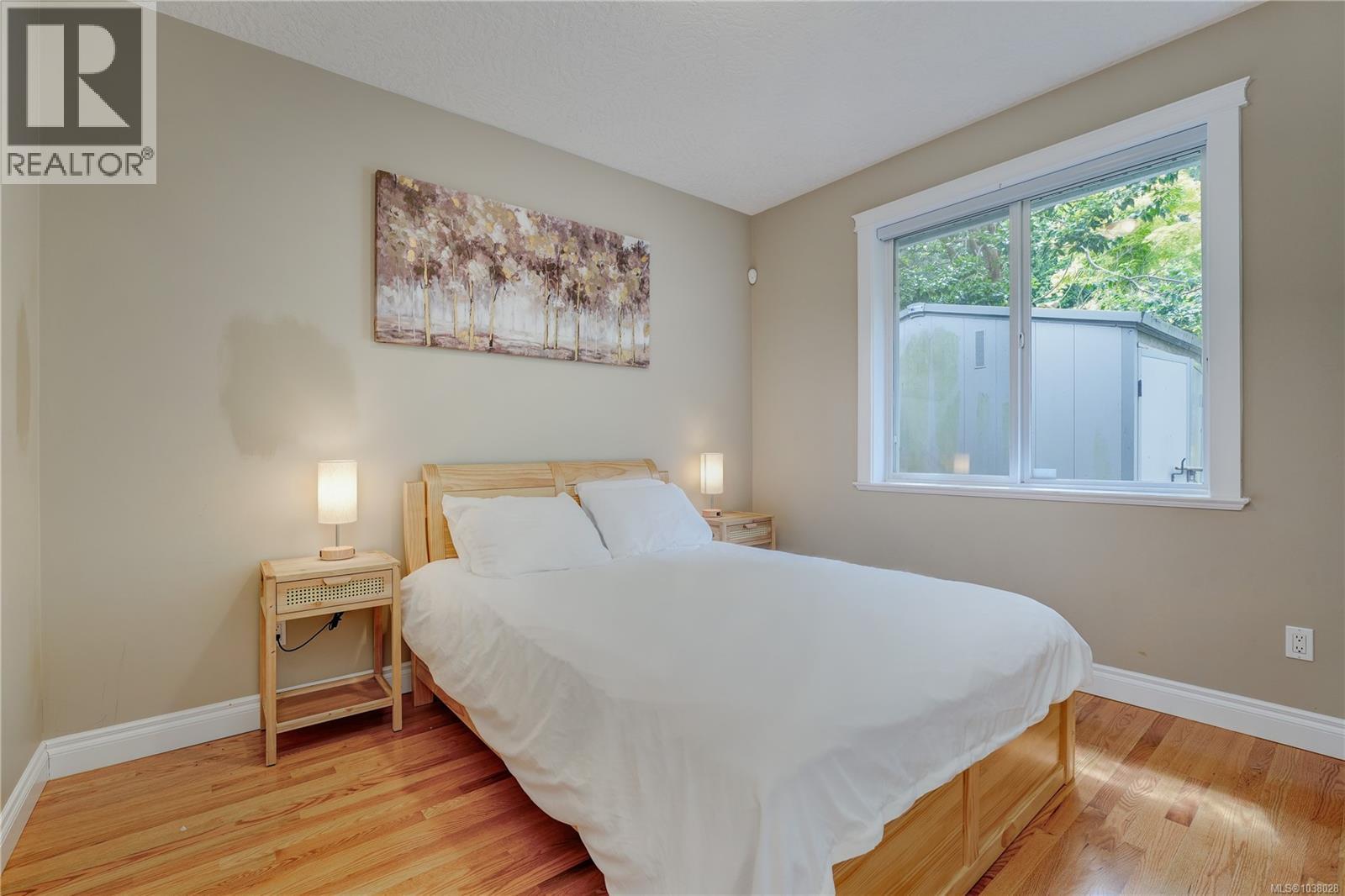 7079 Richview Dr - 12