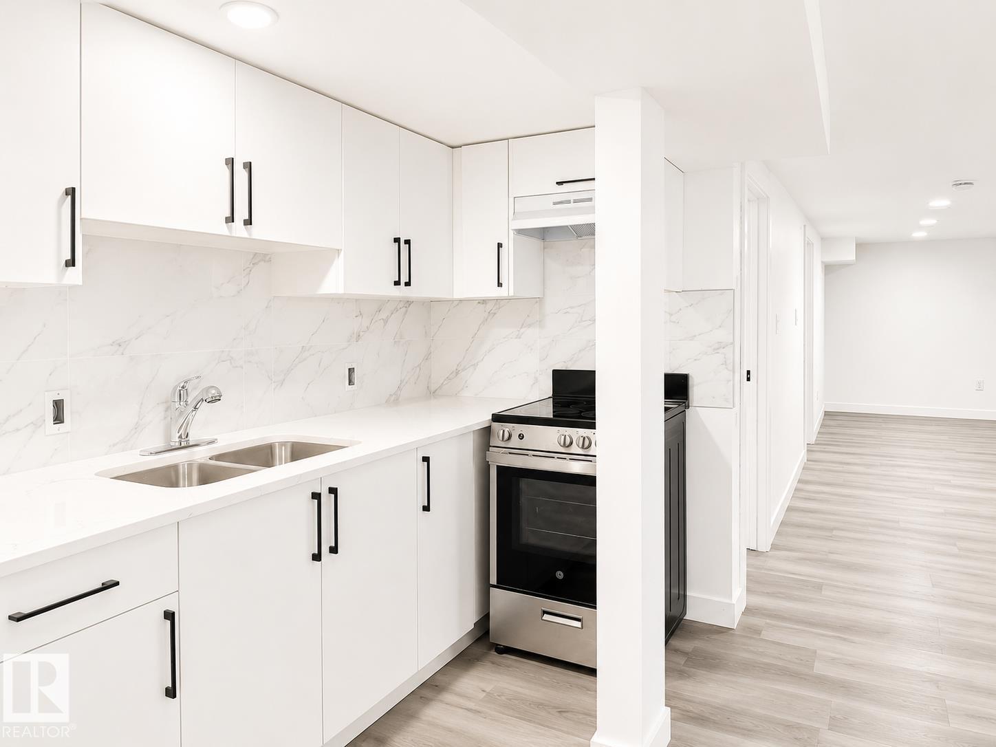 12717 116 ST NW - 8