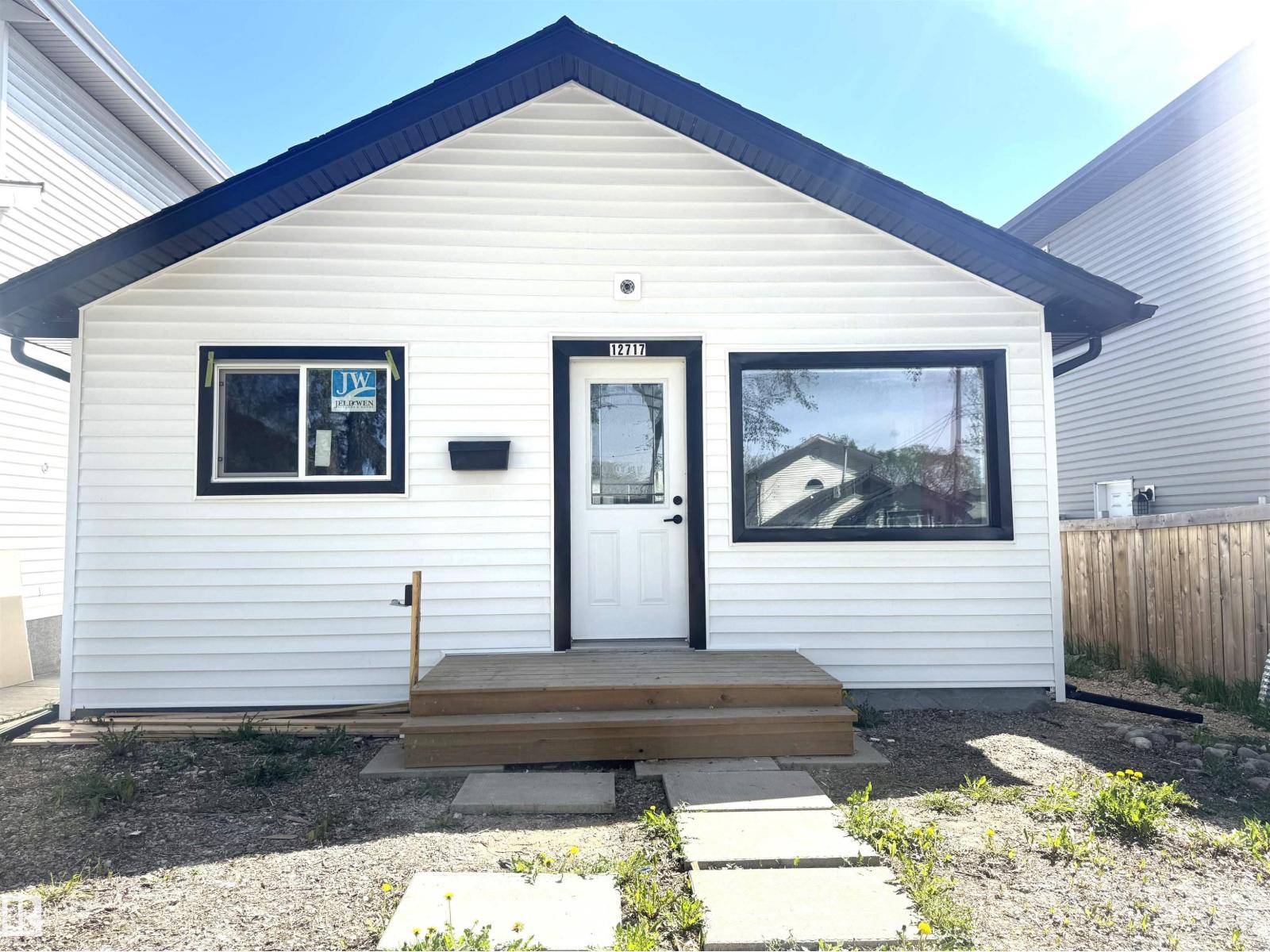 12717 116 ST NW - 1