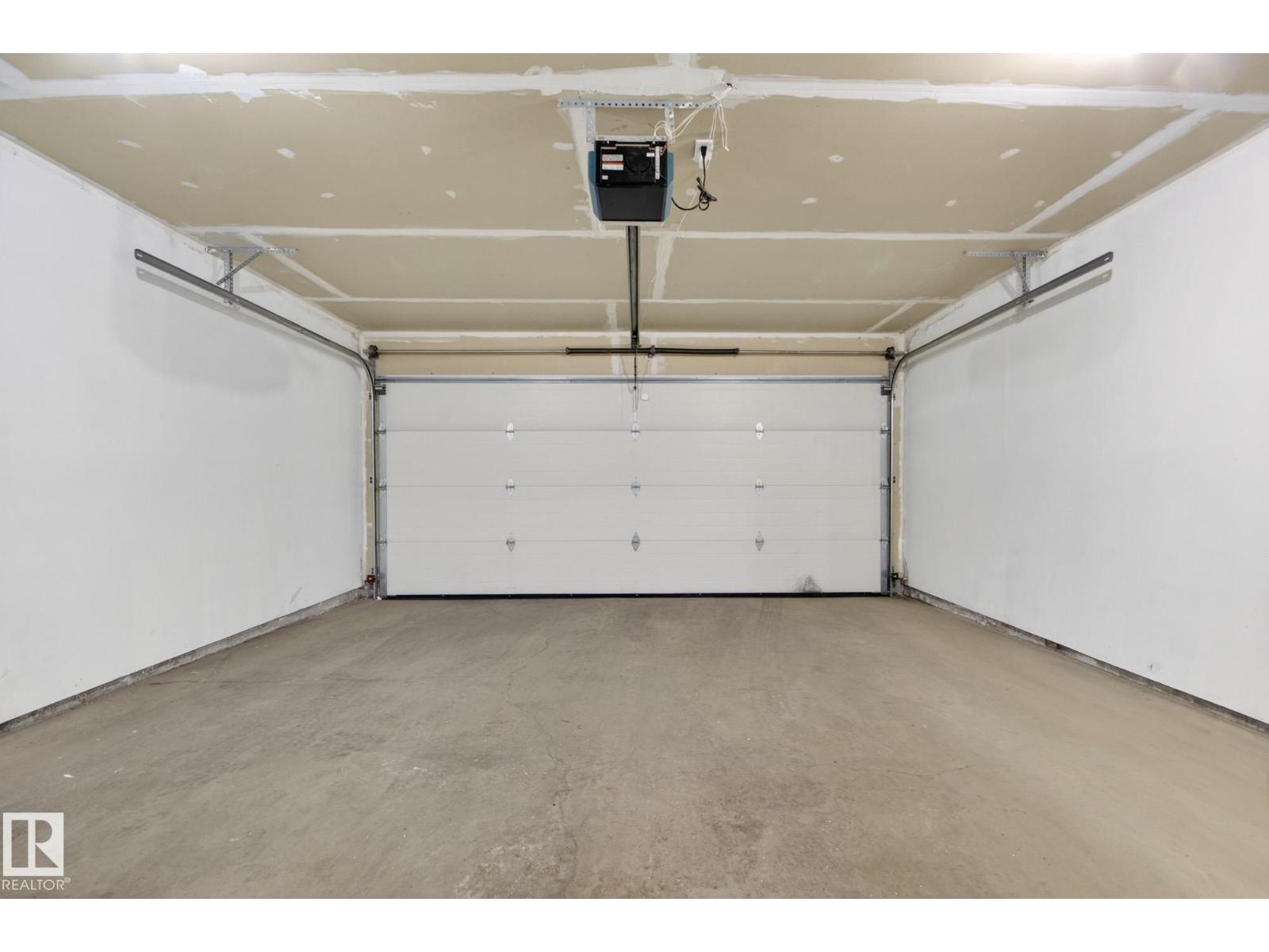 #156 5604 199 ST NW - 23