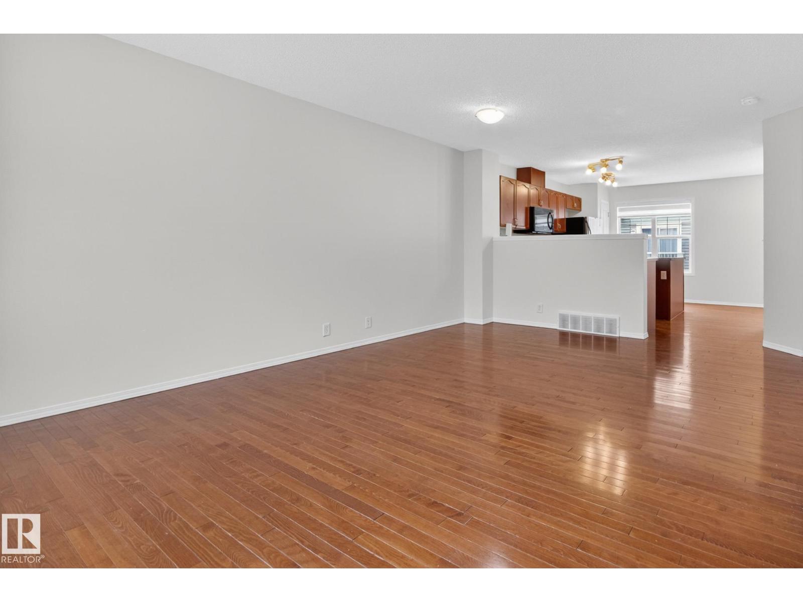 #156 5604 199 ST NW - 3