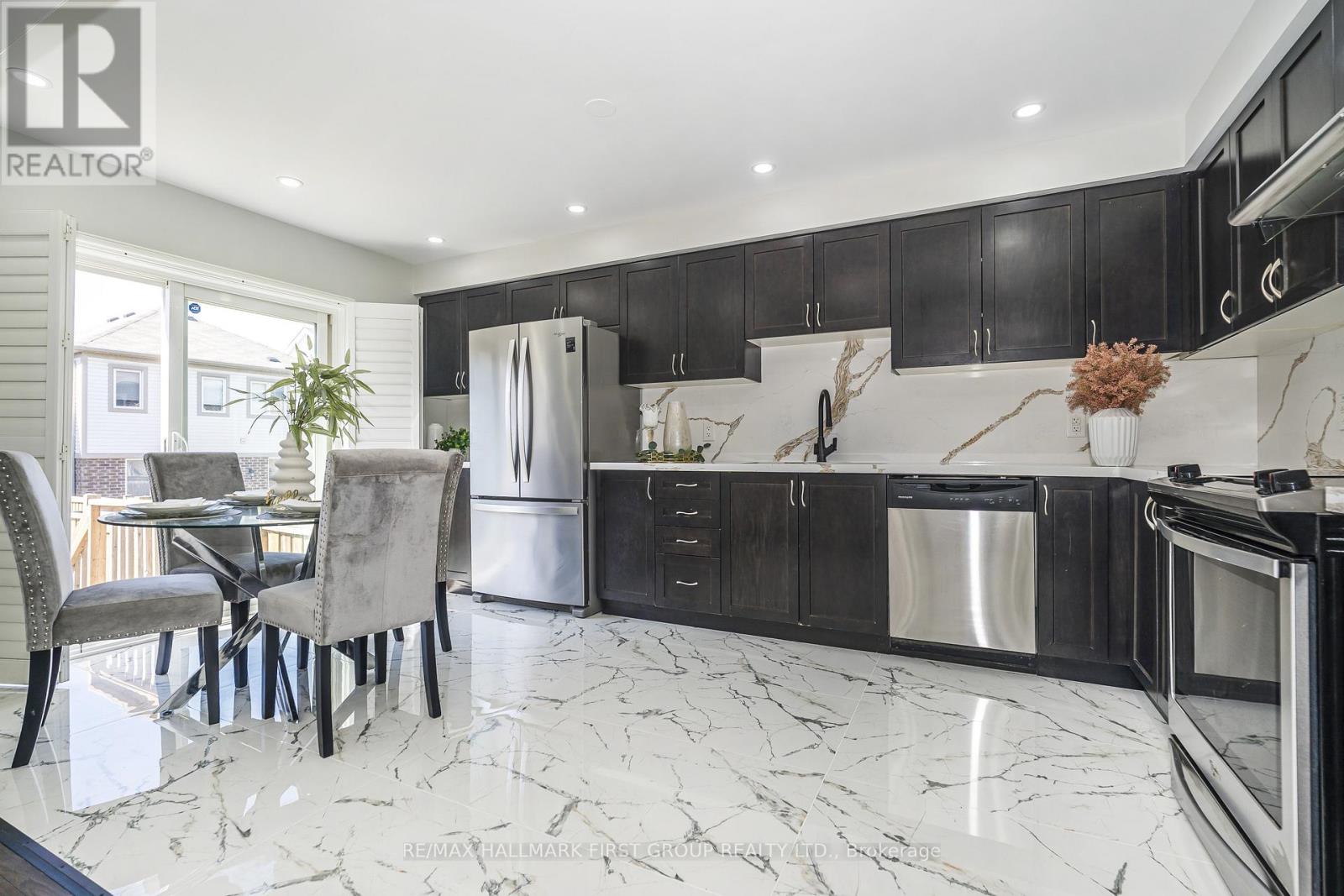 1019 DRAGONFLY AVENUE - 16