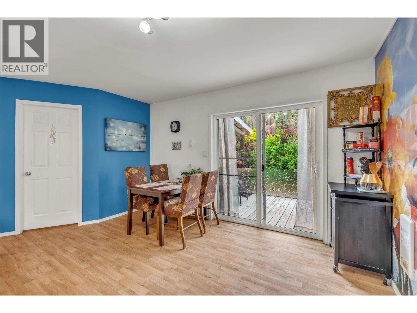 1530 Main Street N, Olalla