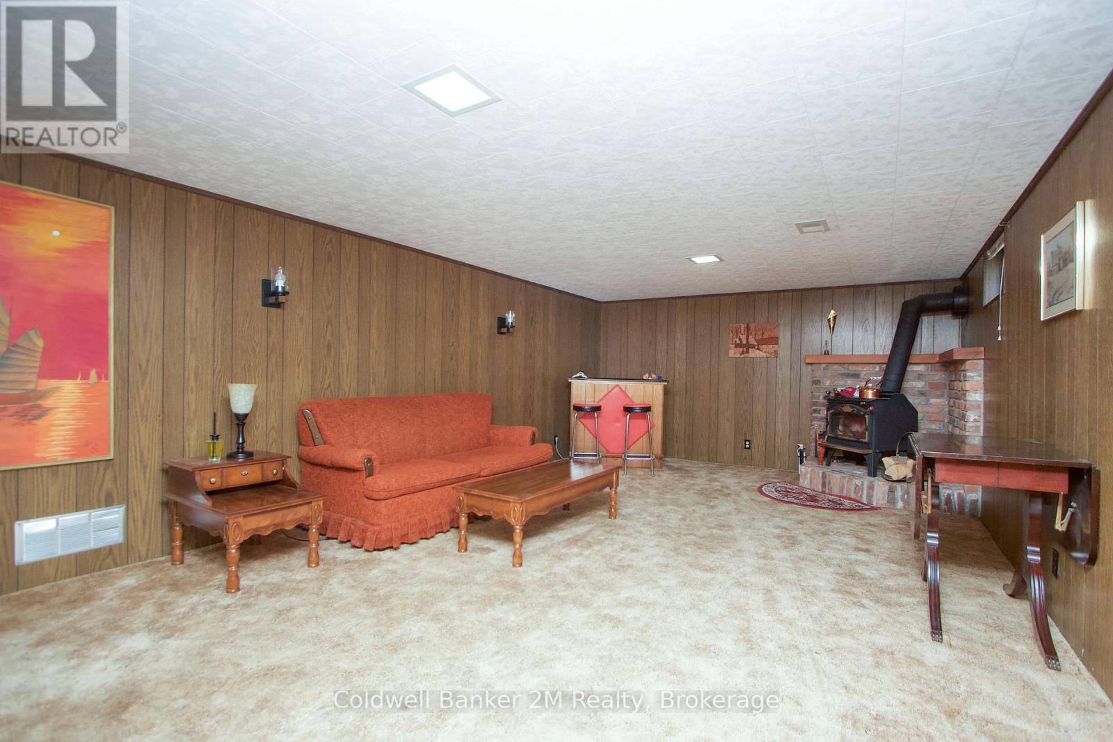 453 ROSMERE STREET - 11