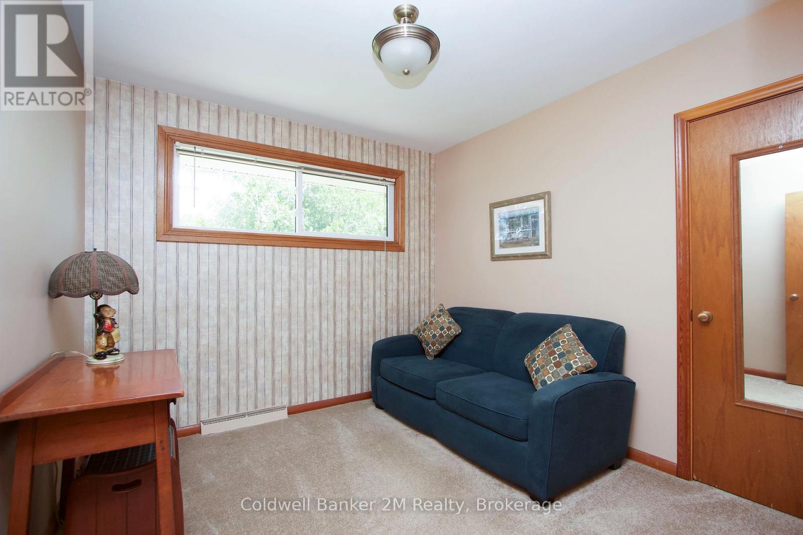 453 ROSMERE STREET - 9