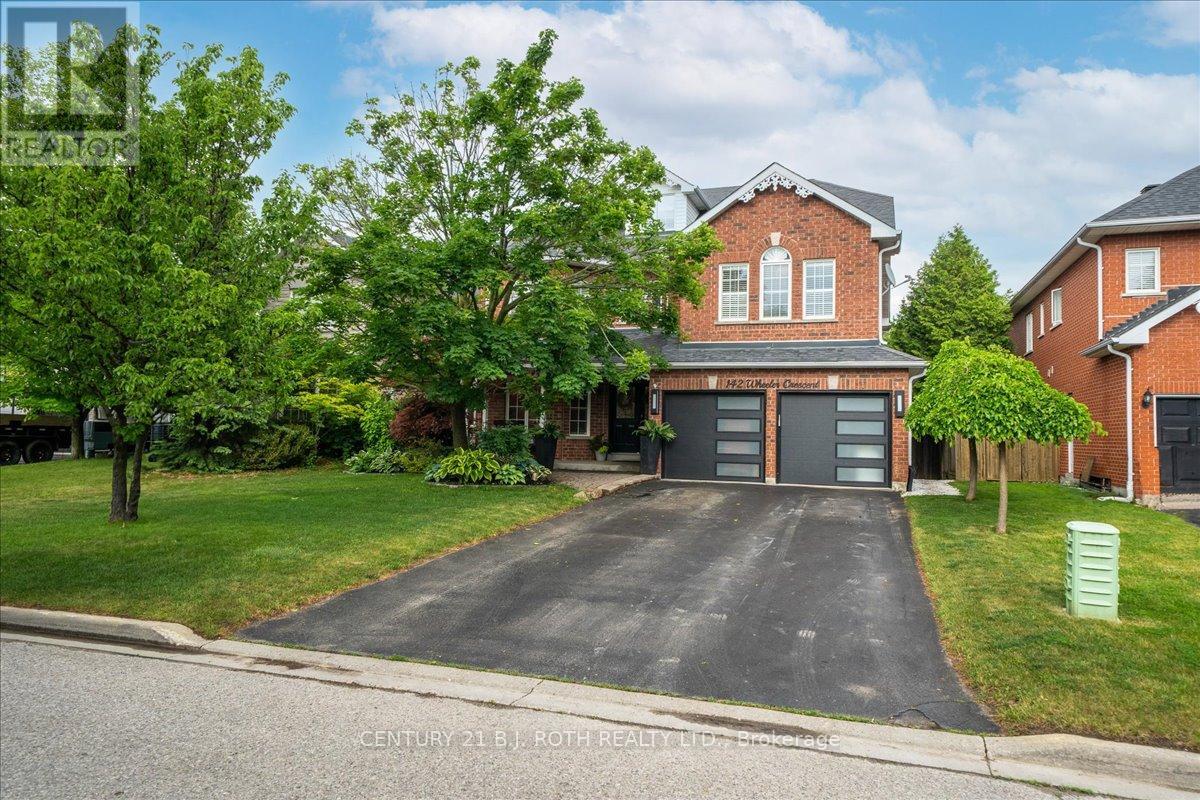 Long Driveway (No Sidewalk)