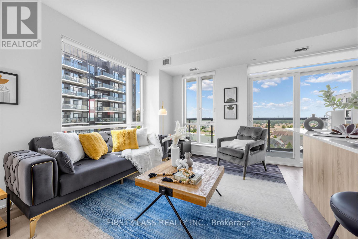 #1111 7950 BATHURST STREET - 4