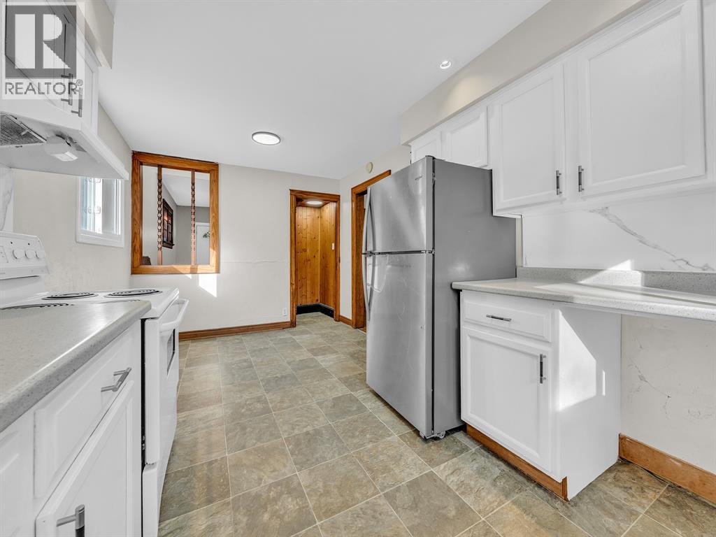 485 MCEWAN AVENUE - Image 21