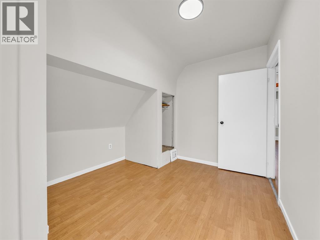 485 MCEWAN AVENUE - Image 26