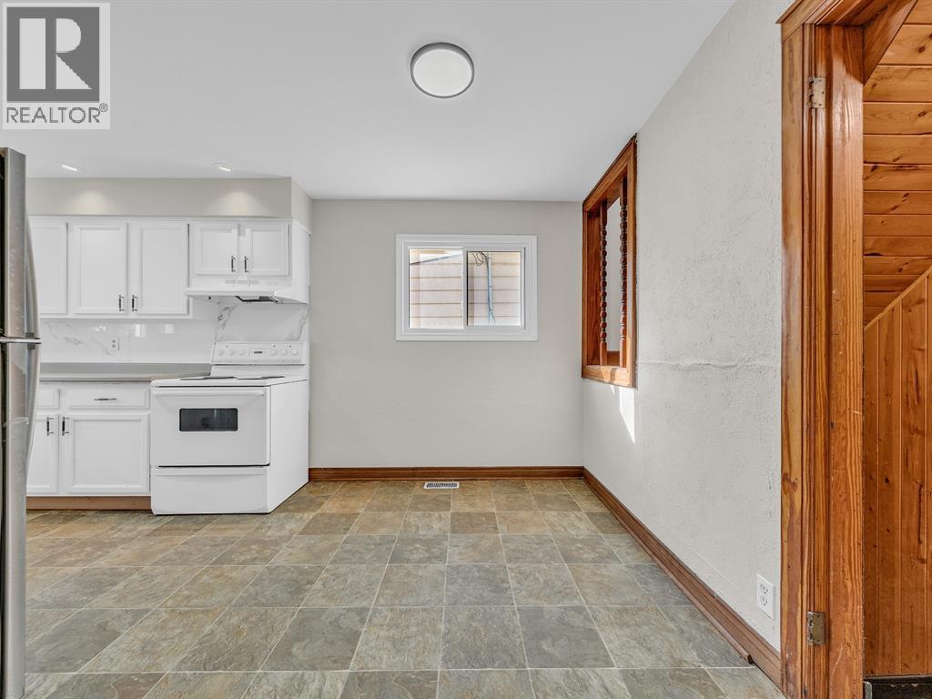 485 MCEWAN AVENUE - 18