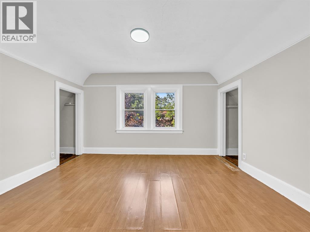 485 MCEWAN AVENUE - 28