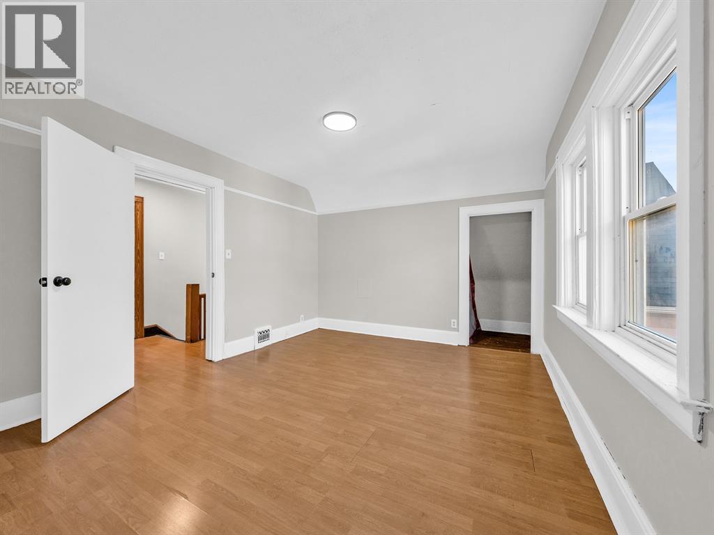 485 MCEWAN AVENUE - 29