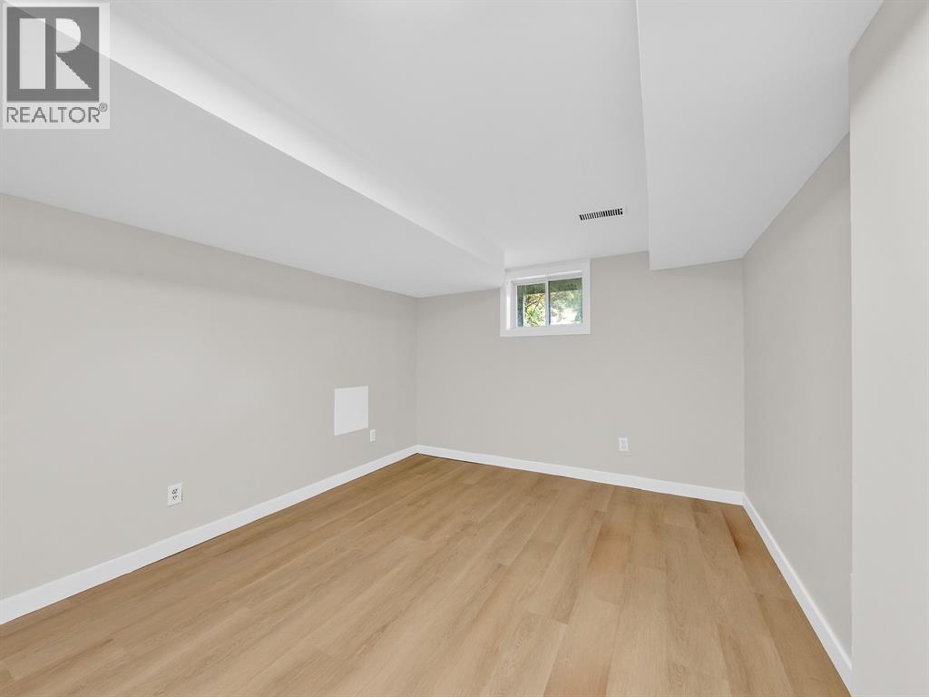 485 MCEWAN AVENUE - Image 40