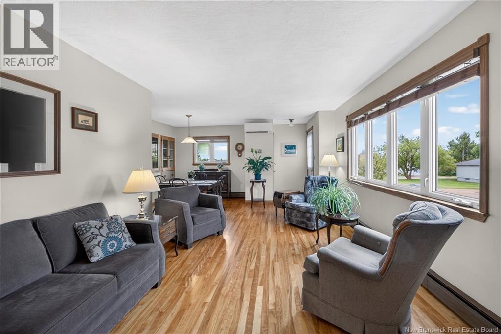 17 Hazelton Avenue - 11