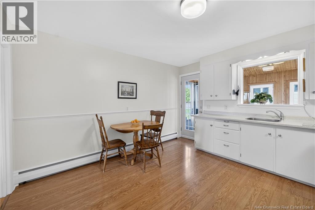 17 Hazelton Avenue - Image 7