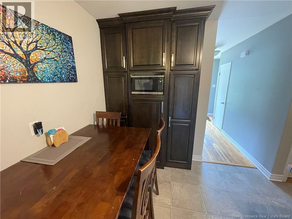 222 Wedgewood - 7
