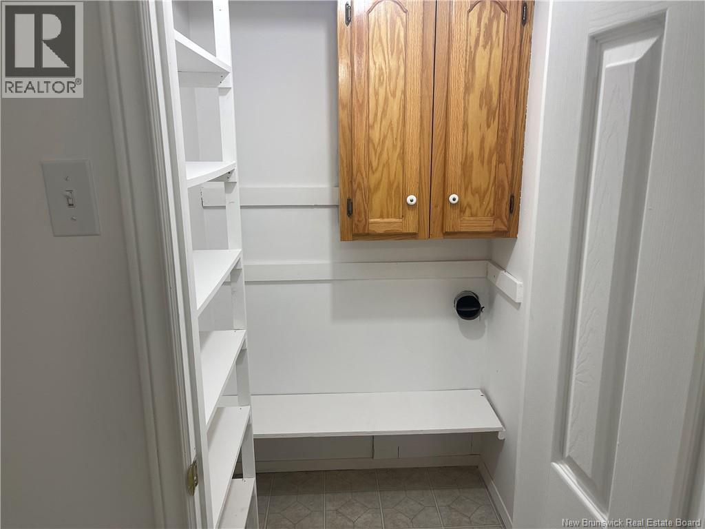 222 Wedgewood - 15