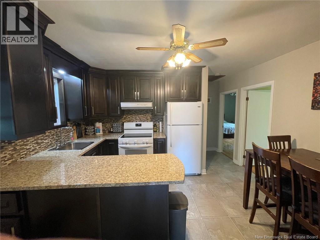 222 Wedgewood - 4