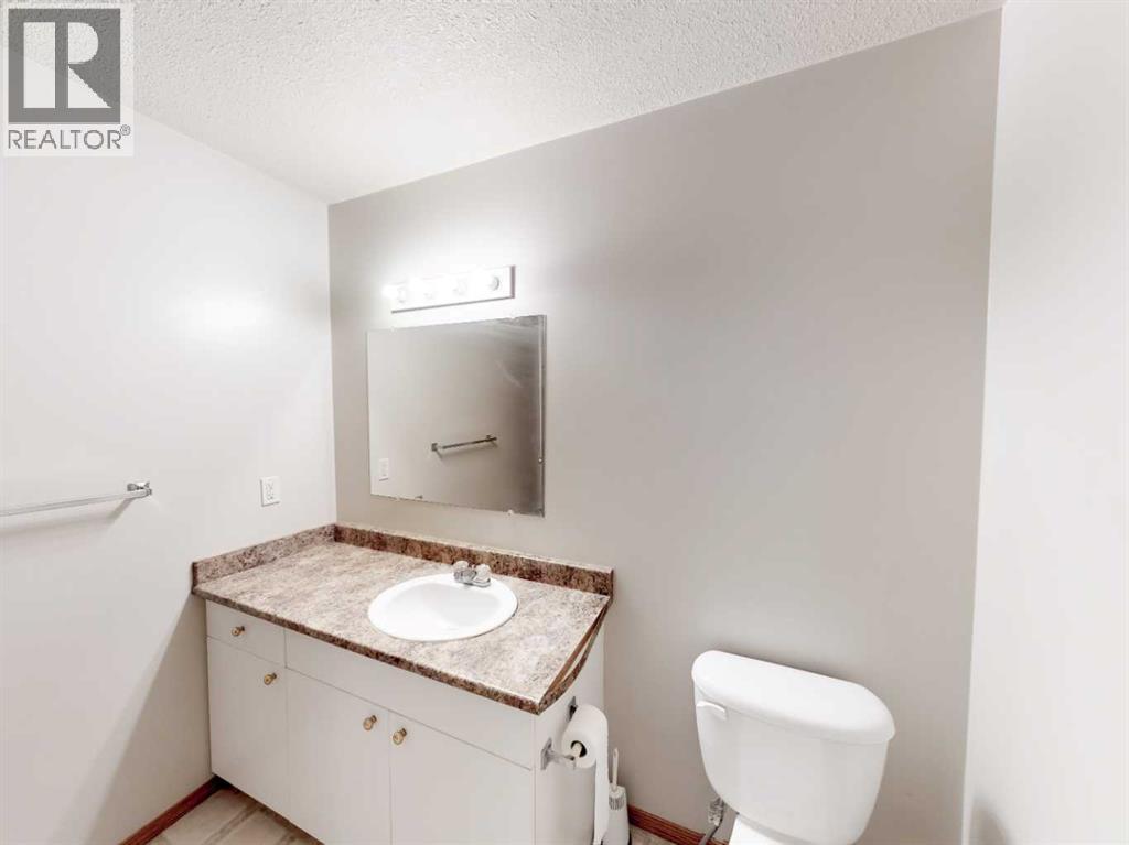 #D 10029 105 Avenue - 21