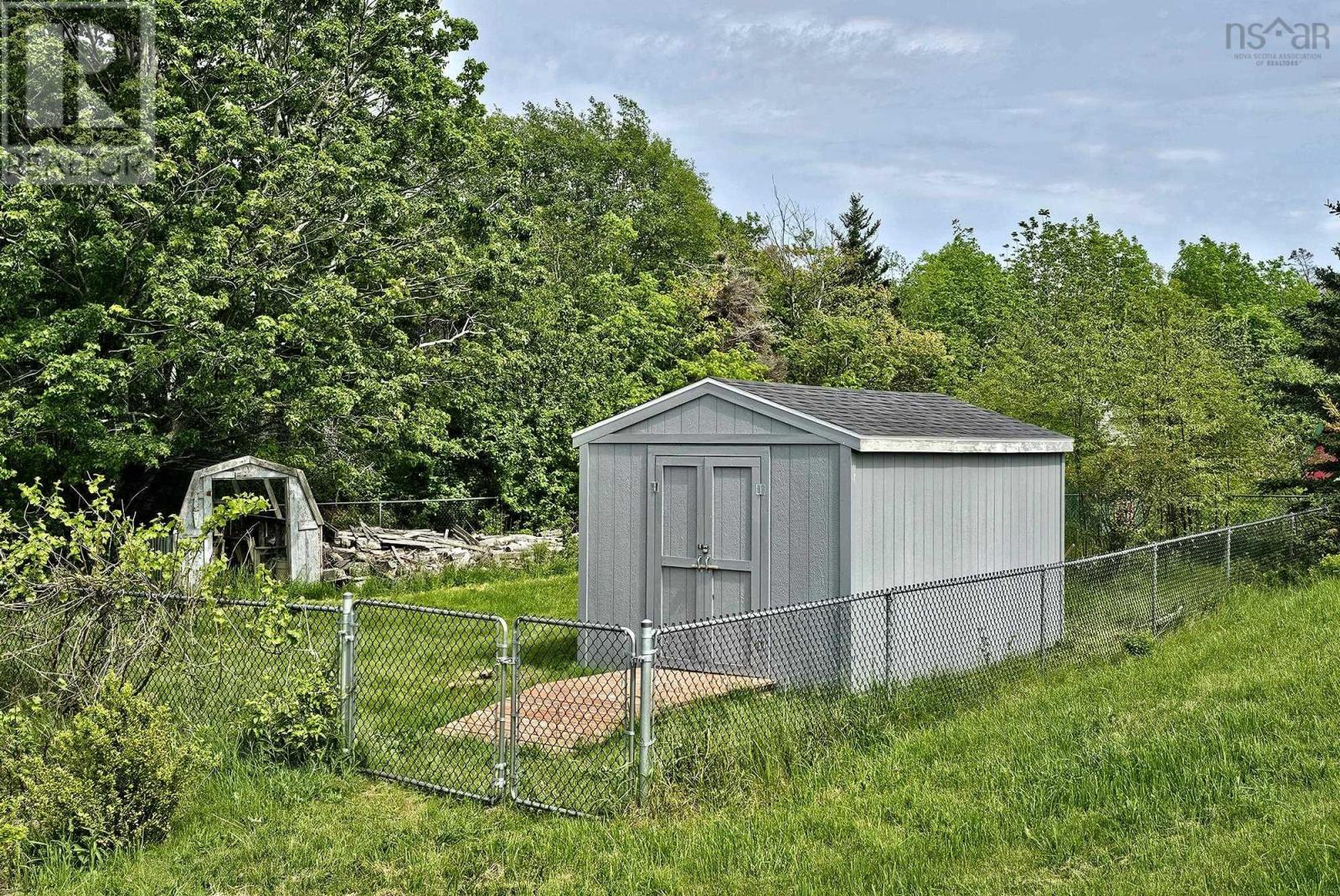 5248 Shore Road - 33
