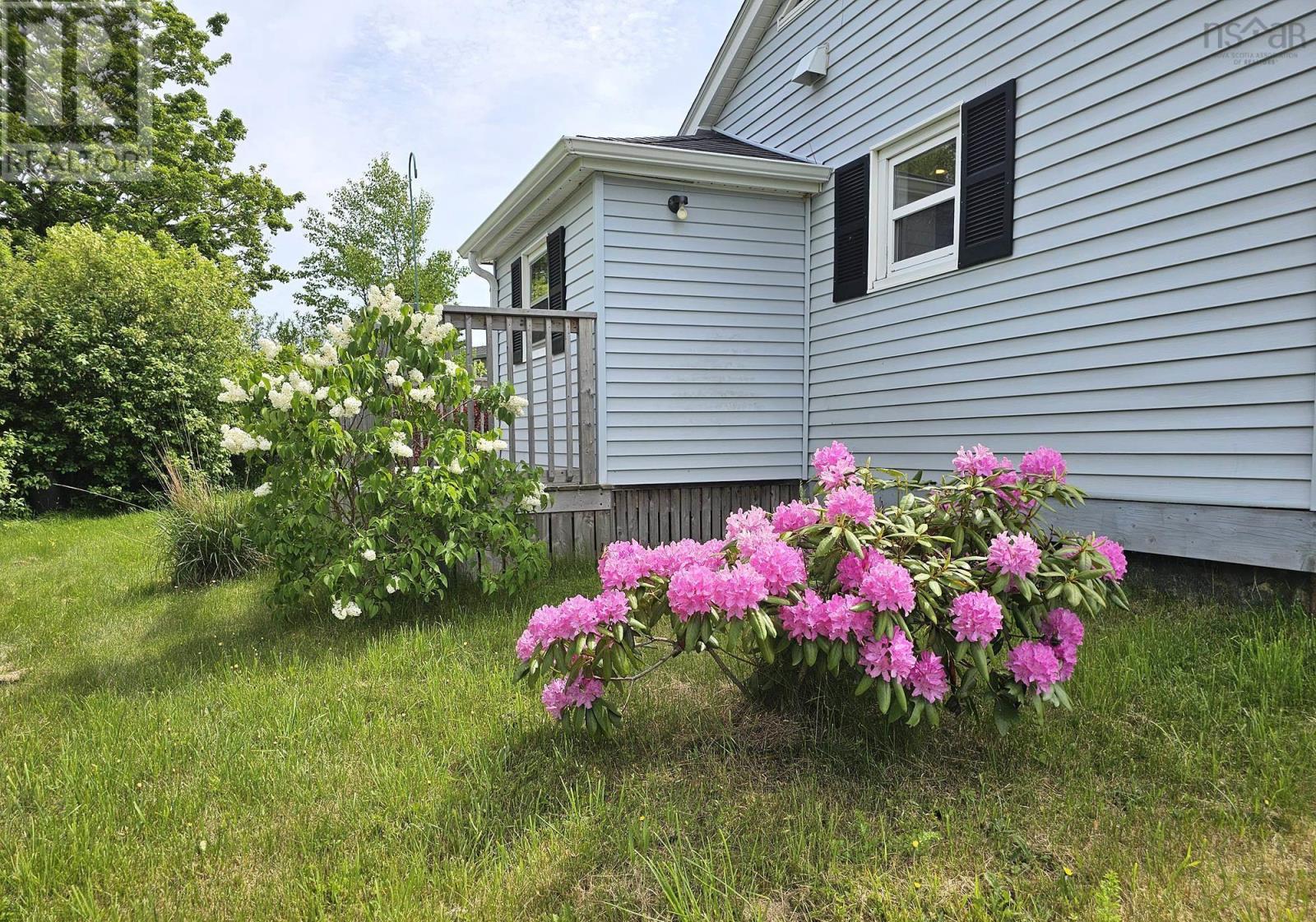 5248 Shore Road - 7
