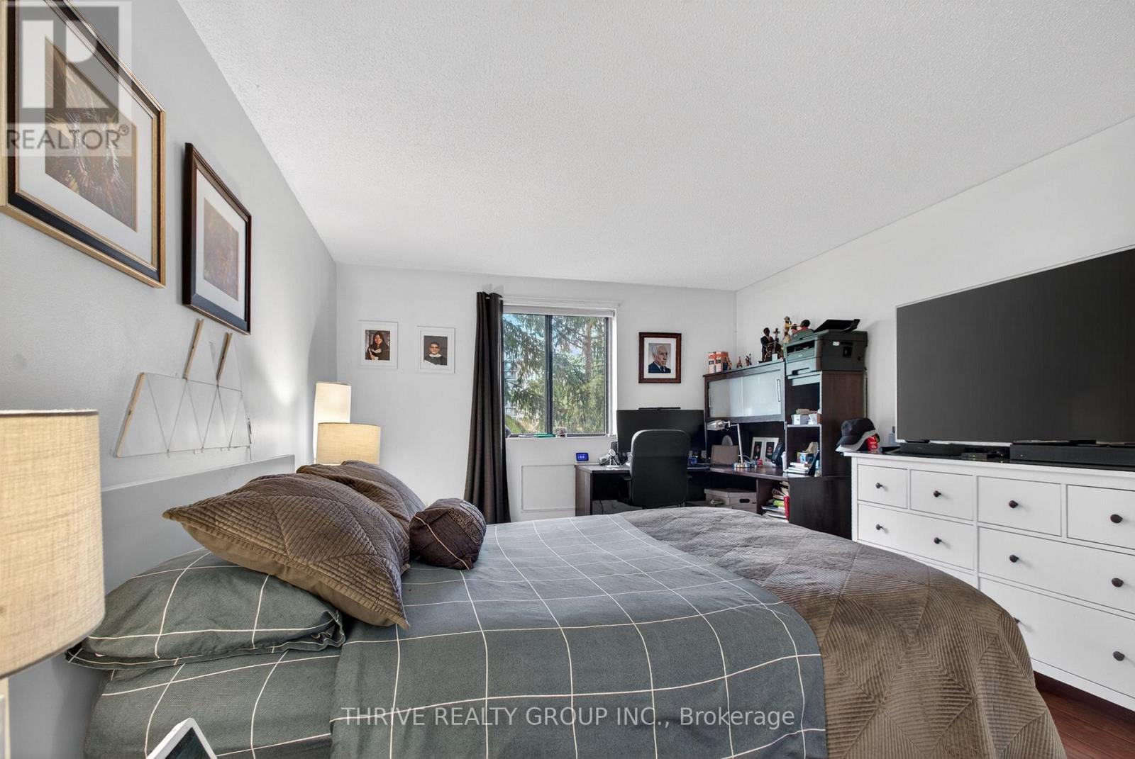#401 75 HUXLEY STREET - 13