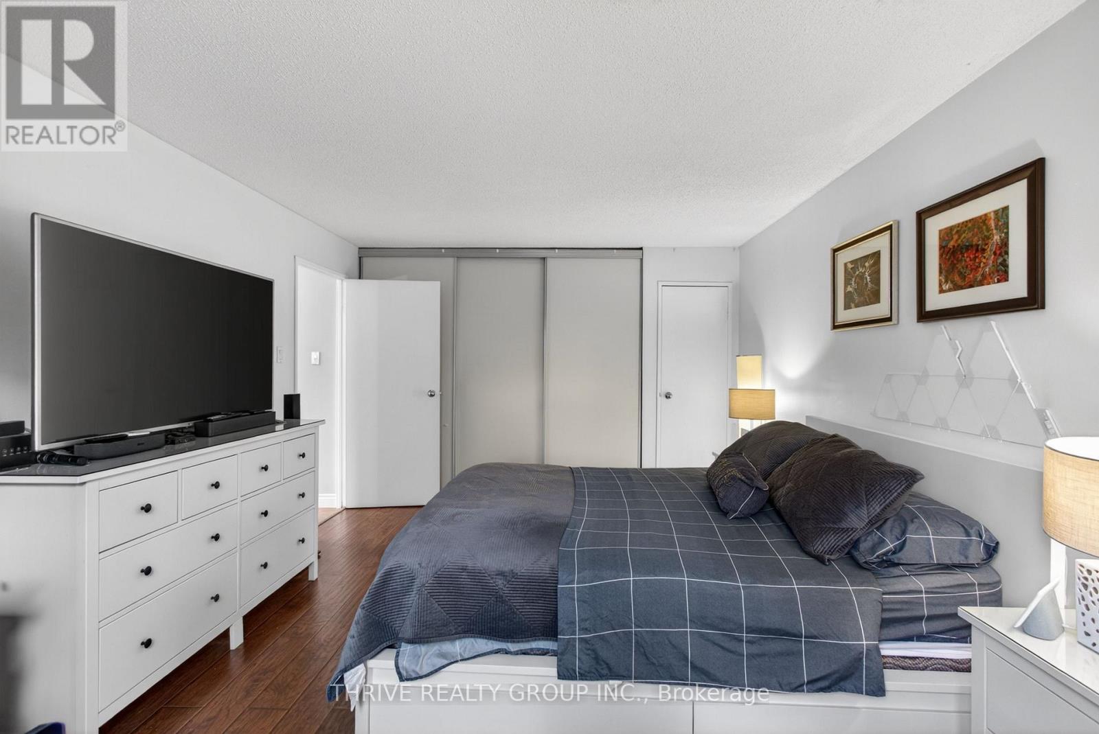 #401 75 HUXLEY STREET - 14