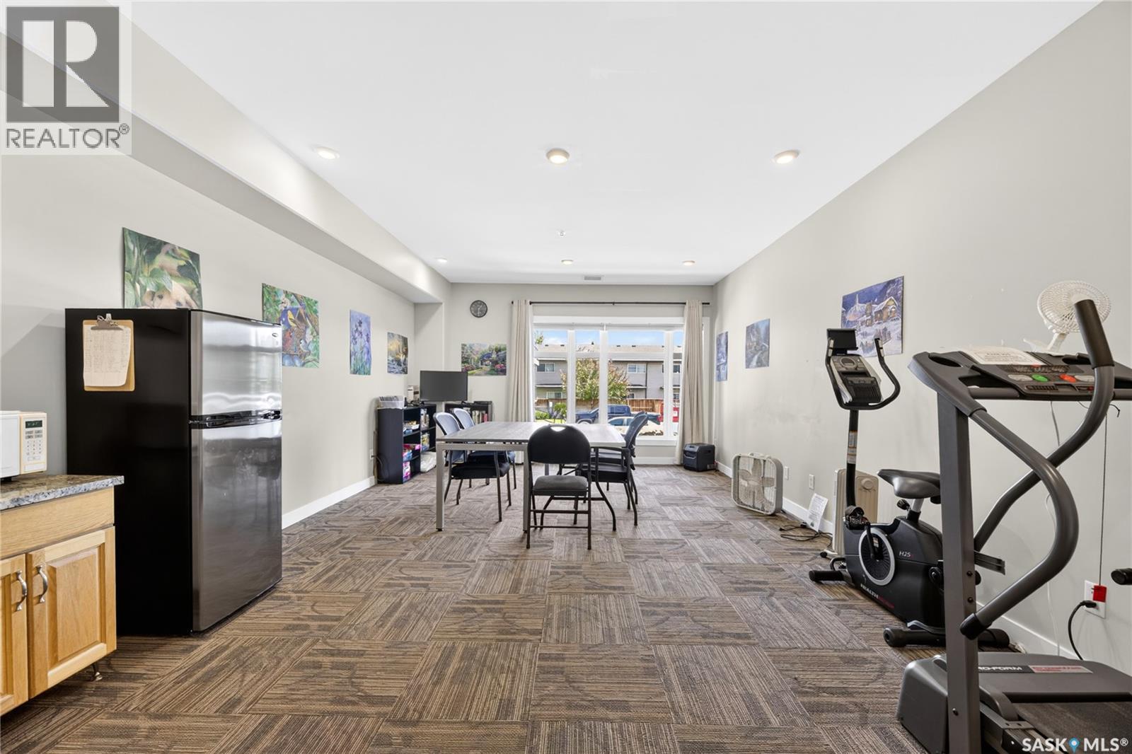 #109 502 Perehudoff CRESCENT - 24