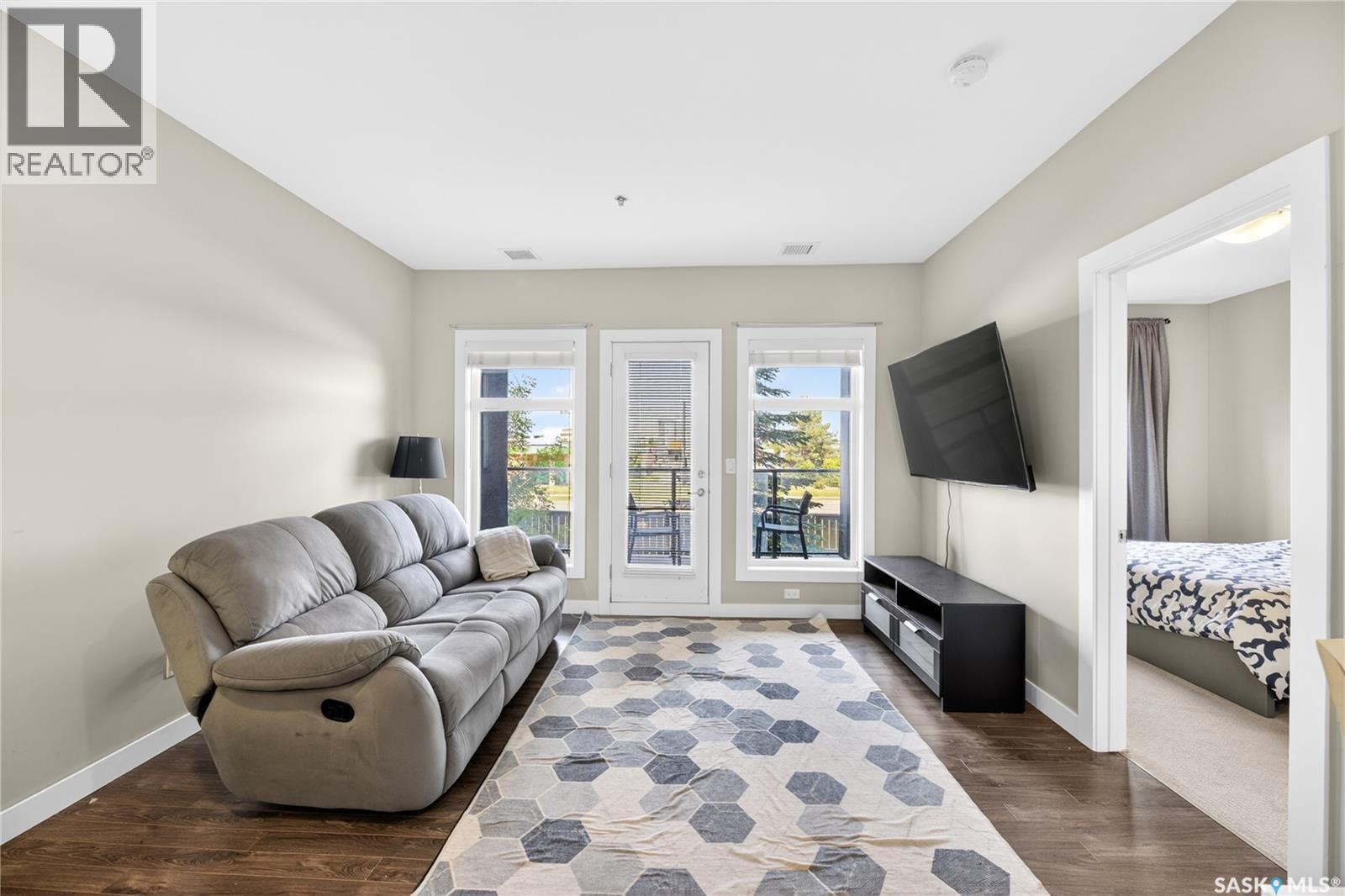 #109 502 Perehudoff CRESCENT - 8