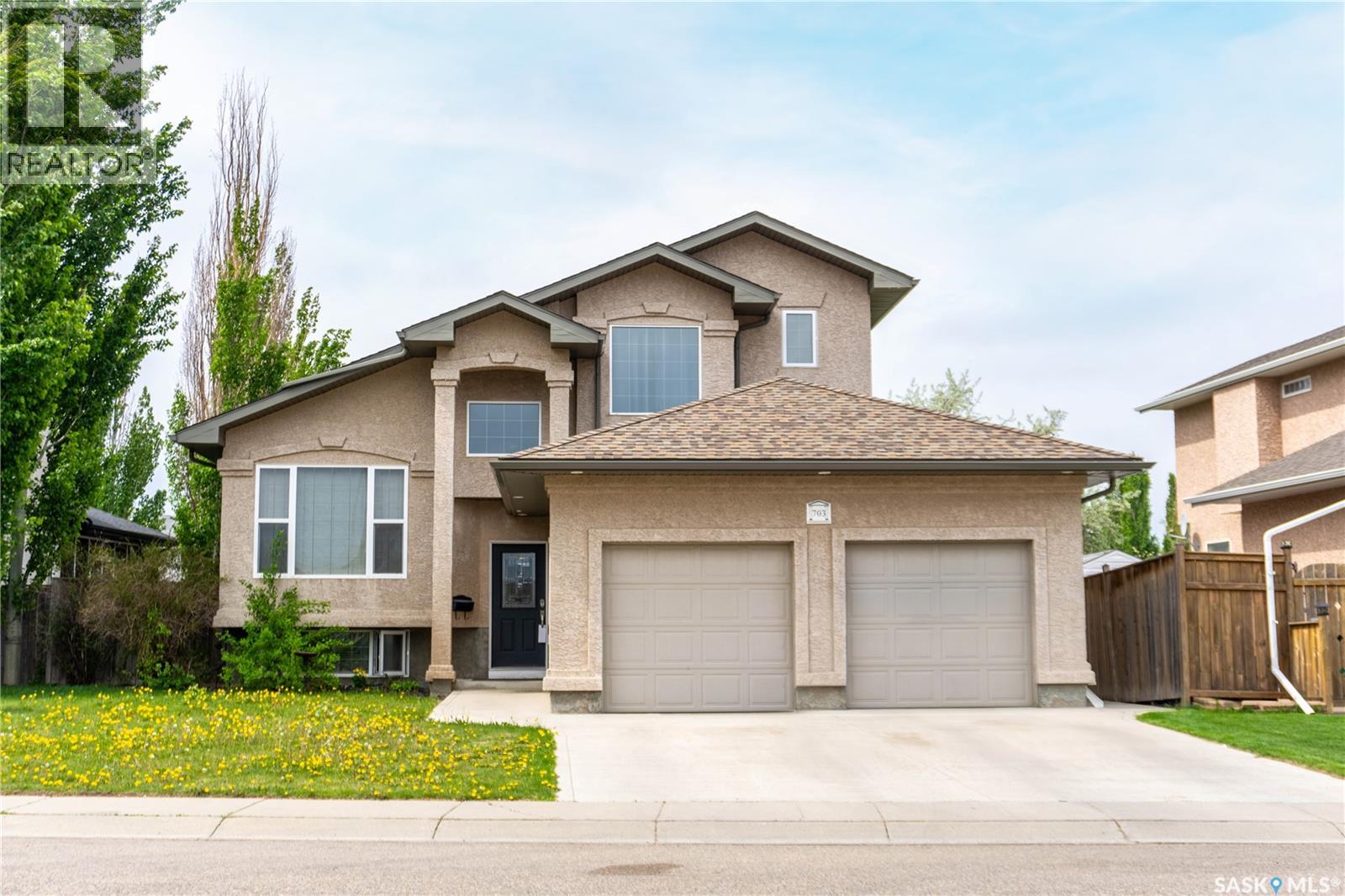 703 Beechmont LANE - 1