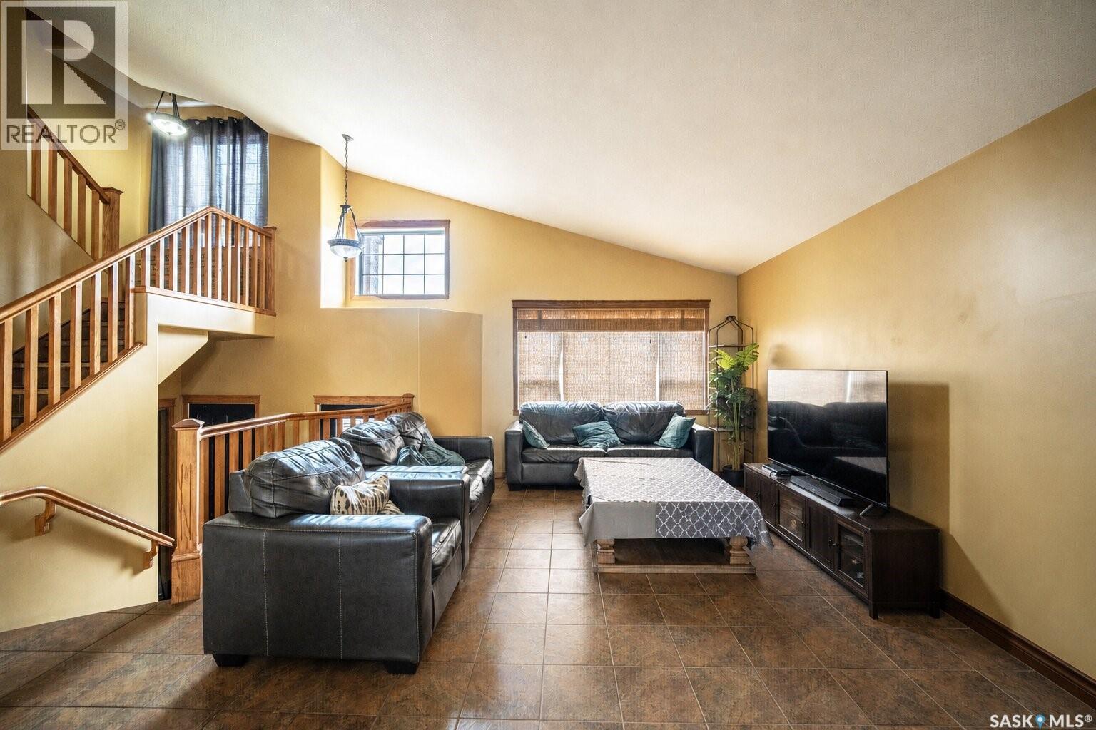 703 Beechmont LANE - 3