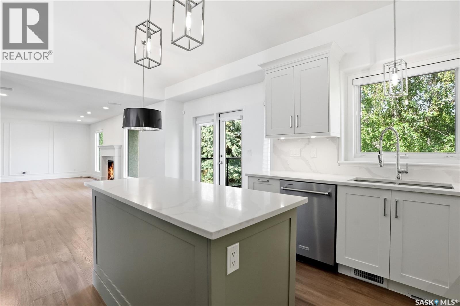 210 Horlick CRESCENT - 16