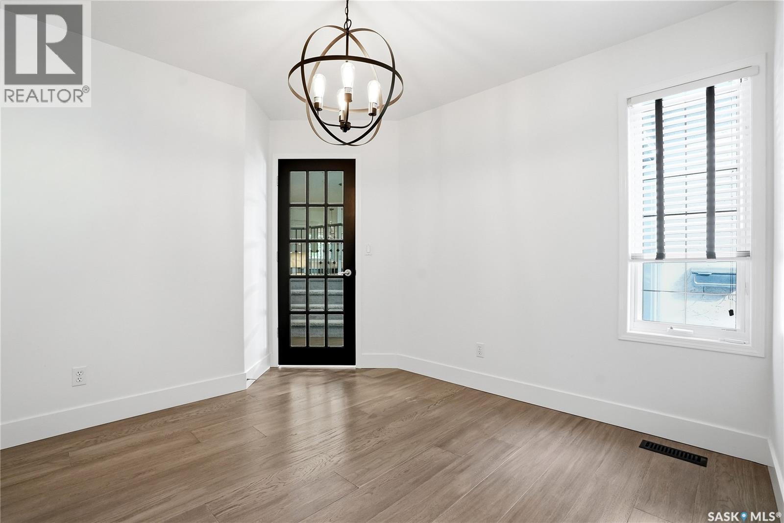 210 Horlick CRESCENT - 23