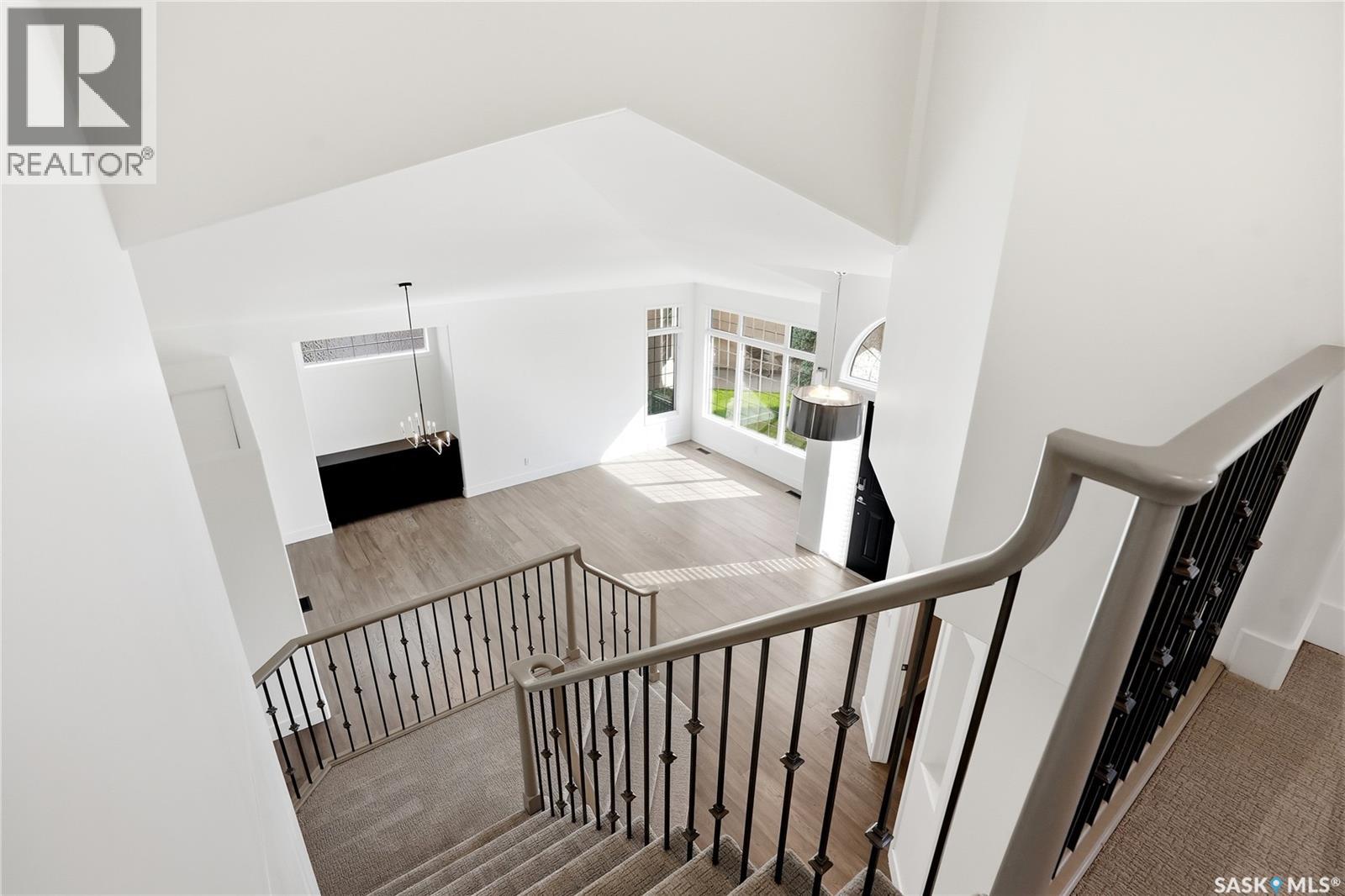 210 Horlick CRESCENT - 27