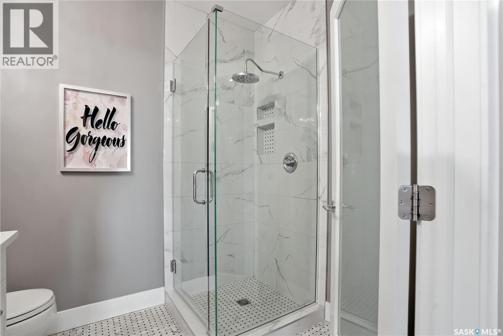 210 Horlick CRESCENT - 50