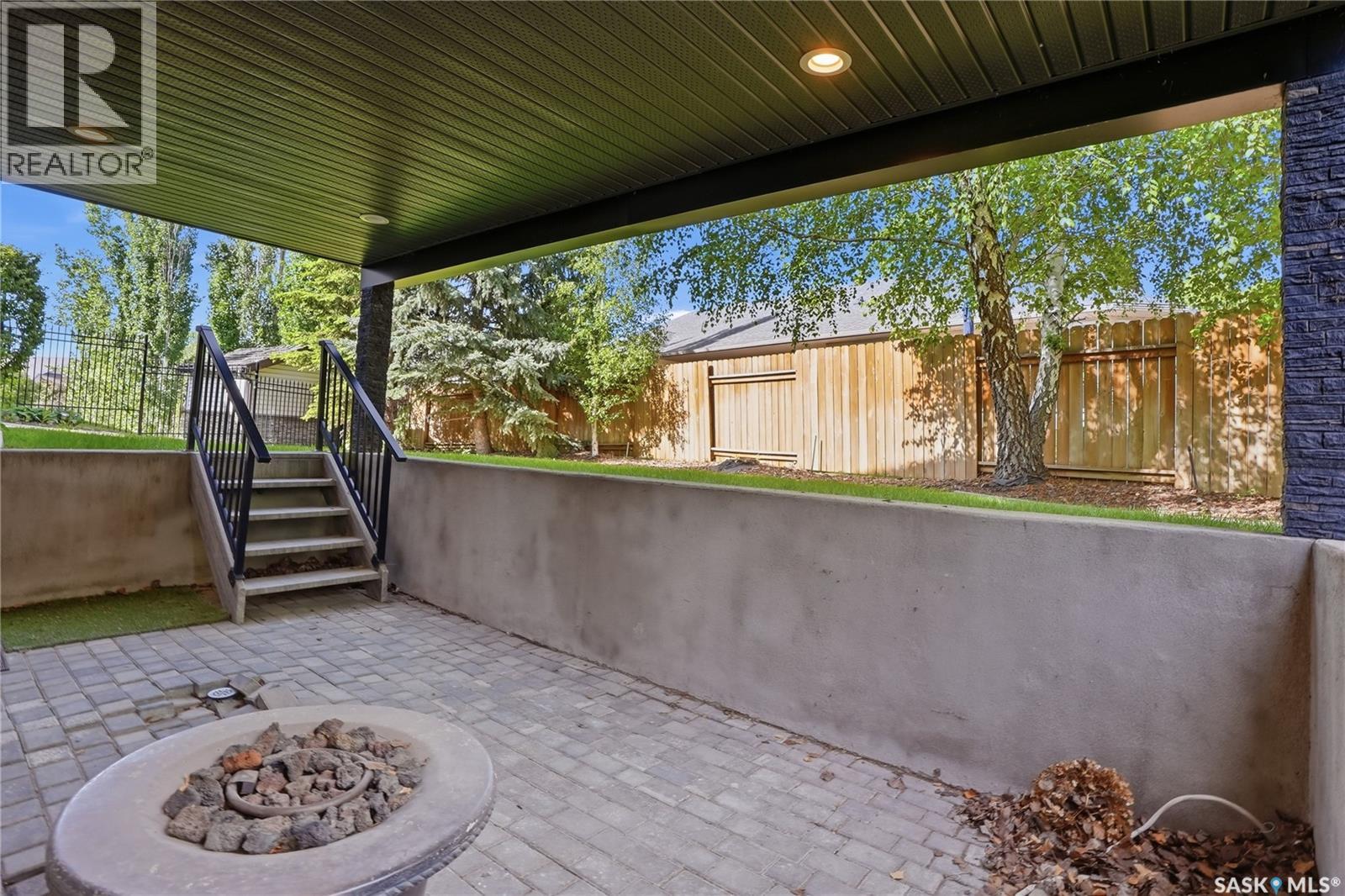 210 Horlick CRESCENT - 61