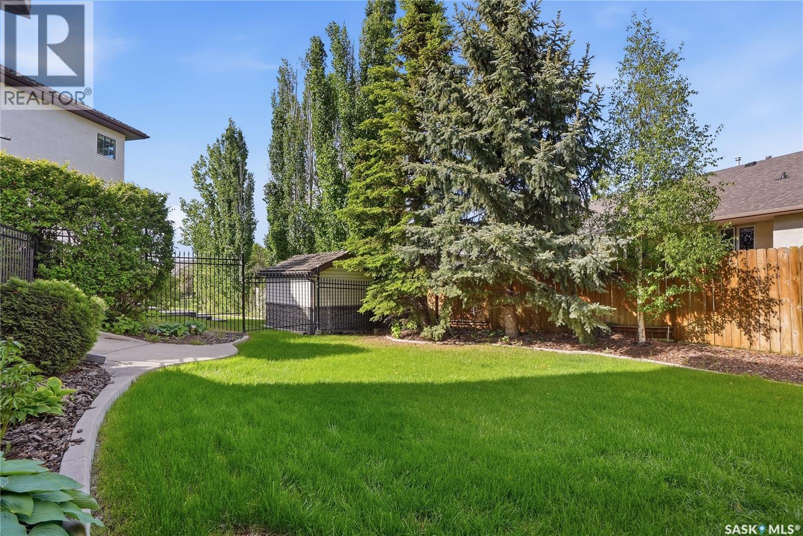 210 Horlick CRESCENT - 64