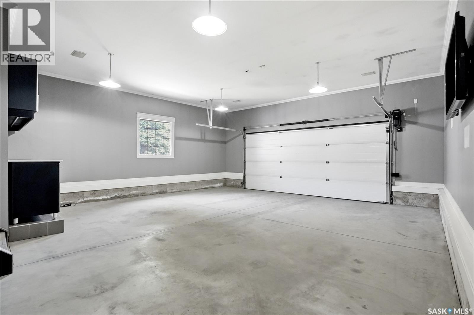 210 Horlick CRESCENT - 65