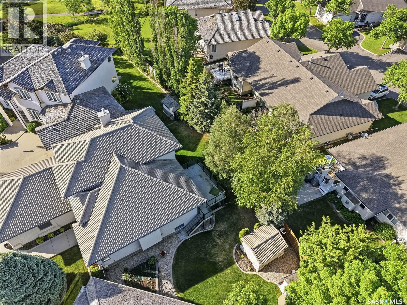 210 Horlick CRESCENT - 71
