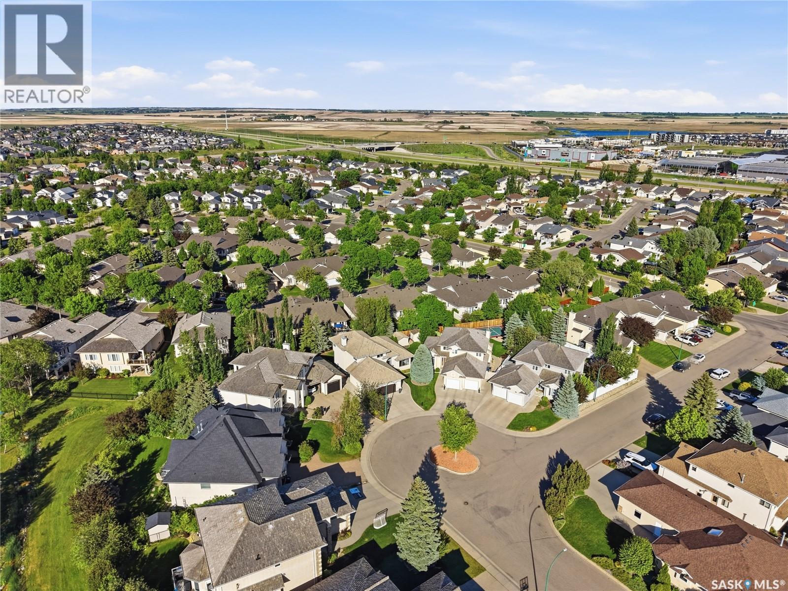 210 Horlick CRESCENT - 73