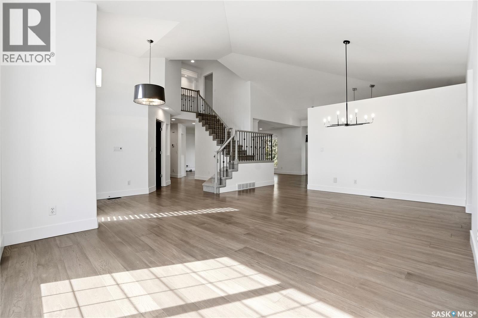 210 Horlick CRESCENT - 9