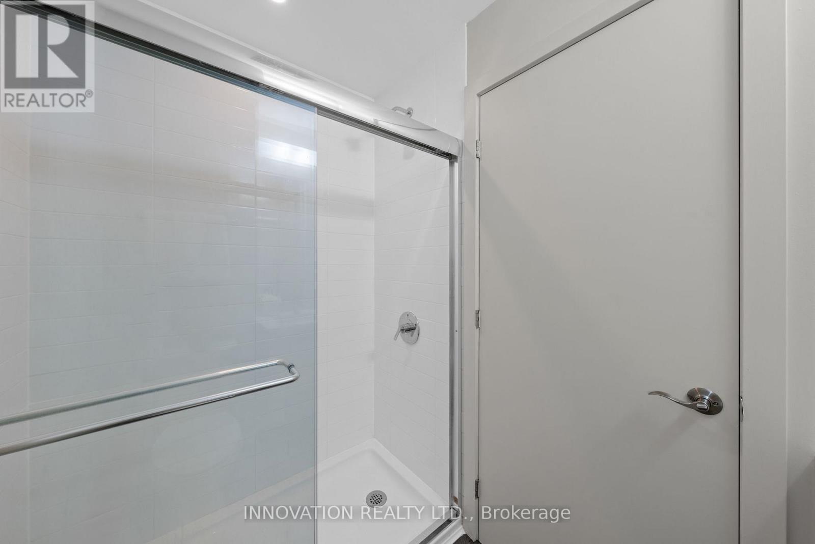 #803 108 RICHMOND ROAD - 10