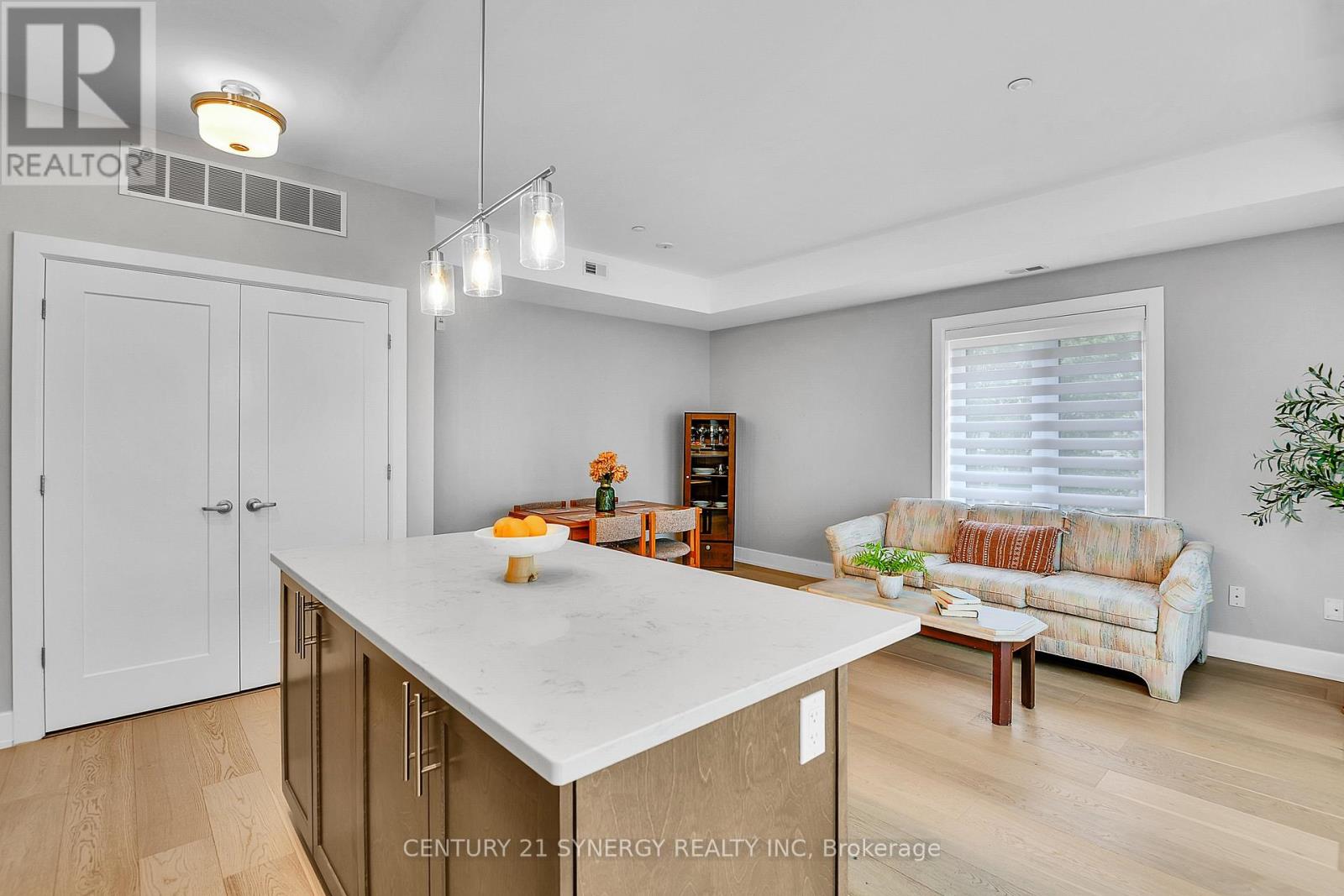 #201 615 LONGFIELDS DRIVE - 23