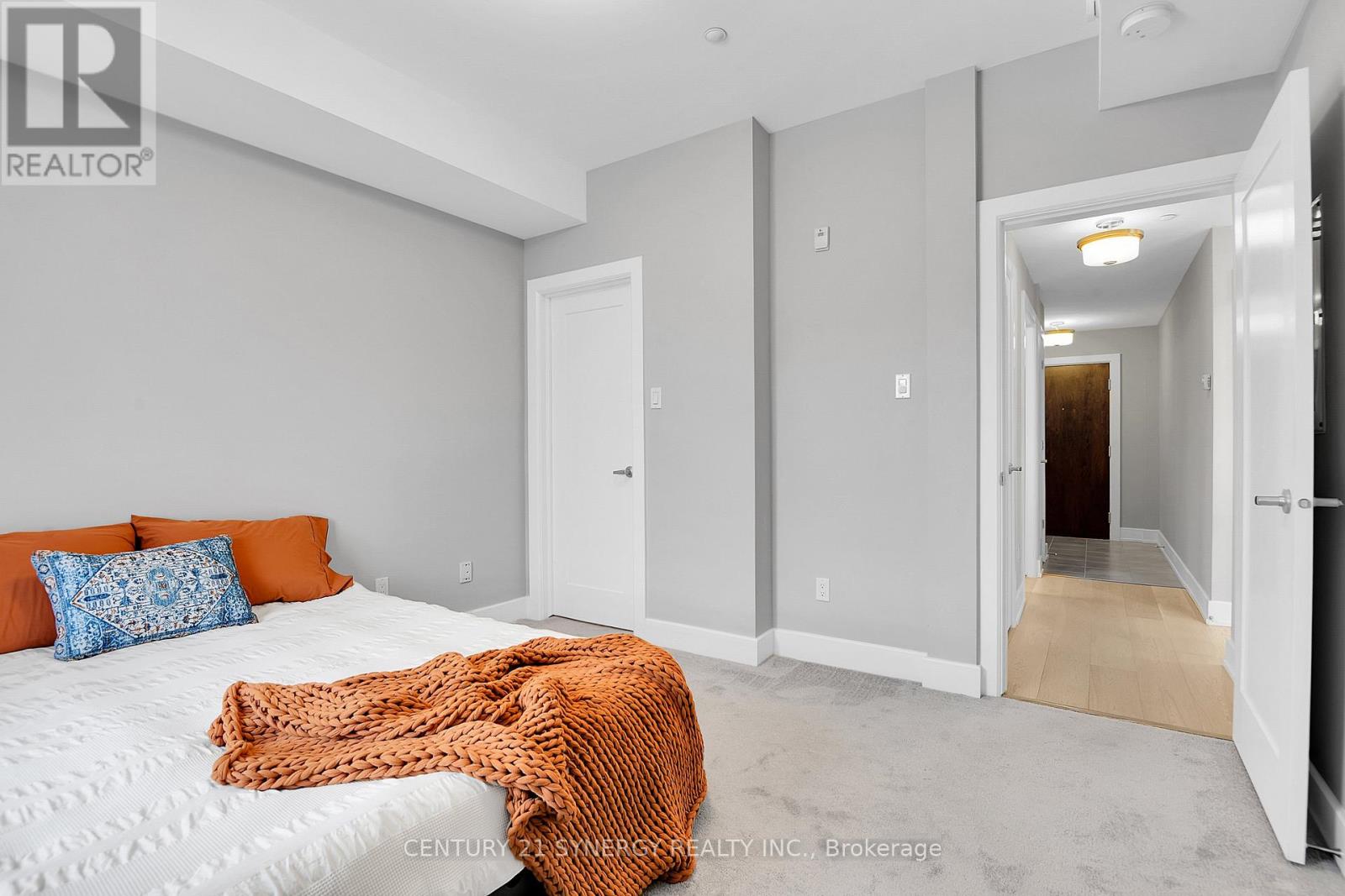 #201 615 LONGFIELDS DRIVE - 26
