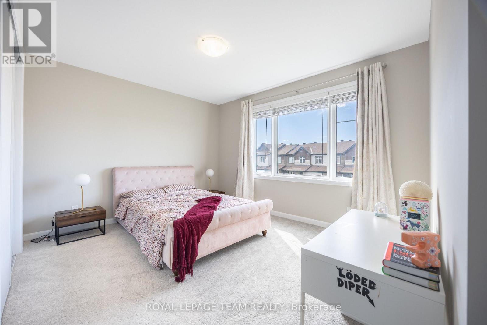 5 Bed, 4 Bath House for Sale in Ottawa – 236 CALVINGTON AVENUE, Ottawa – MLS# X13445870 - Image 37