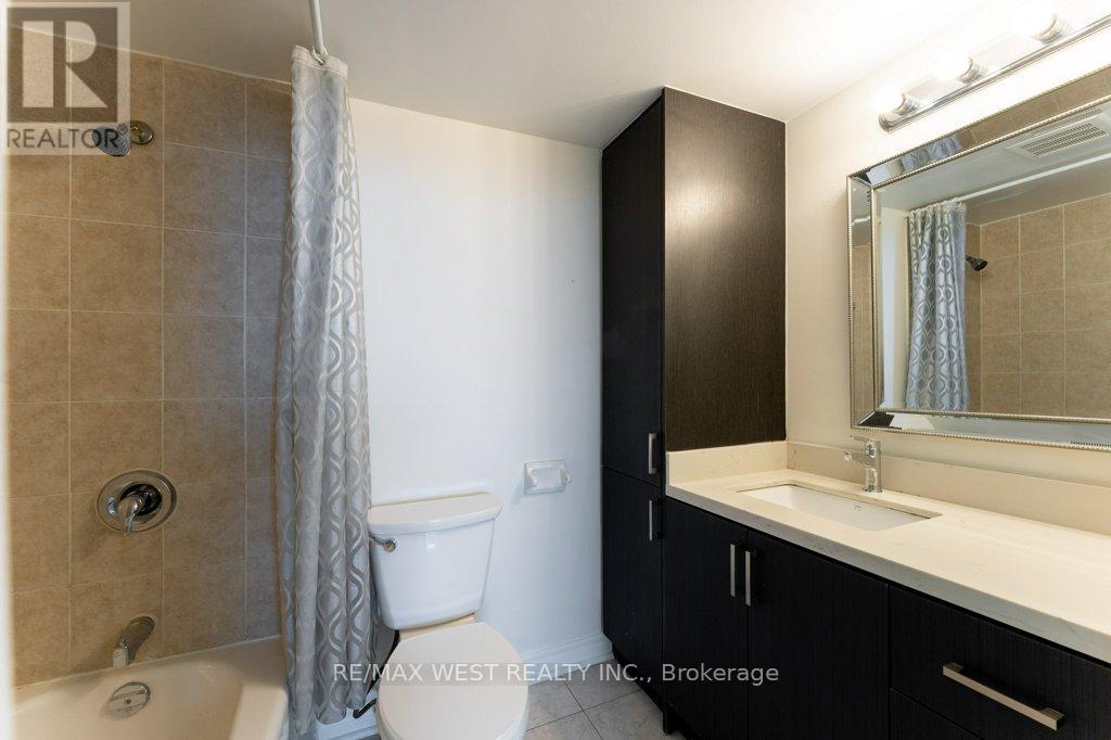 #1001 3501 GLEN ERIN DRIVE - 18