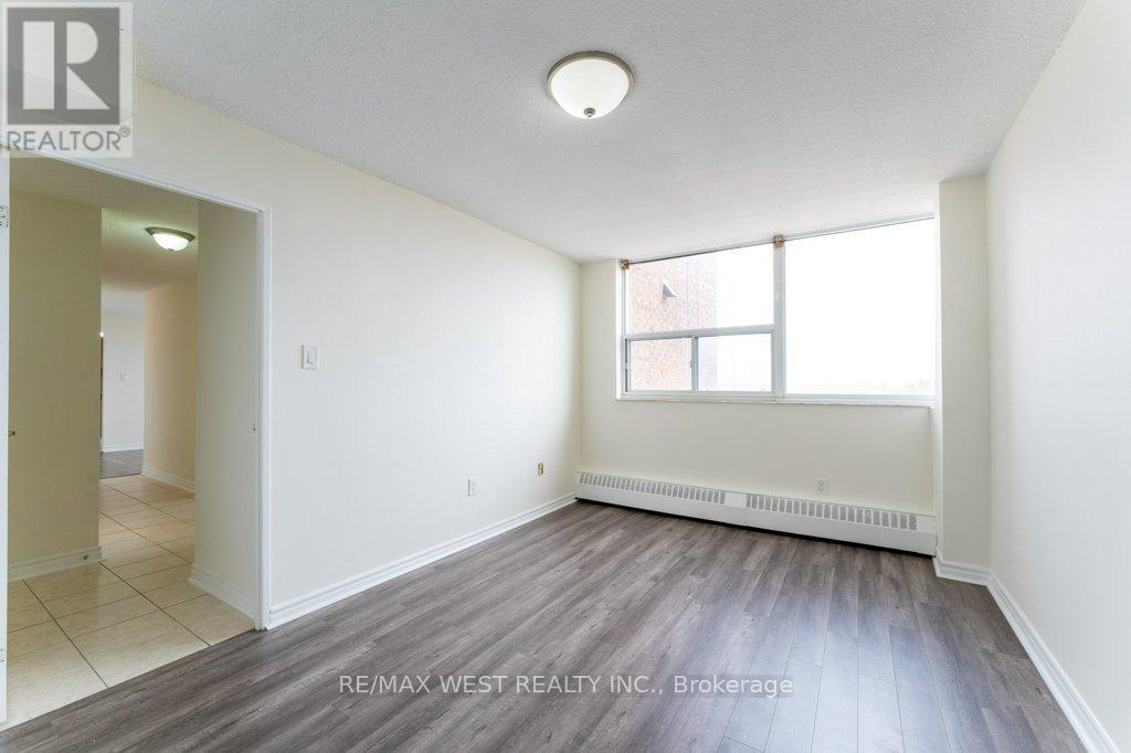 #1001 3501 GLEN ERIN DRIVE - 26